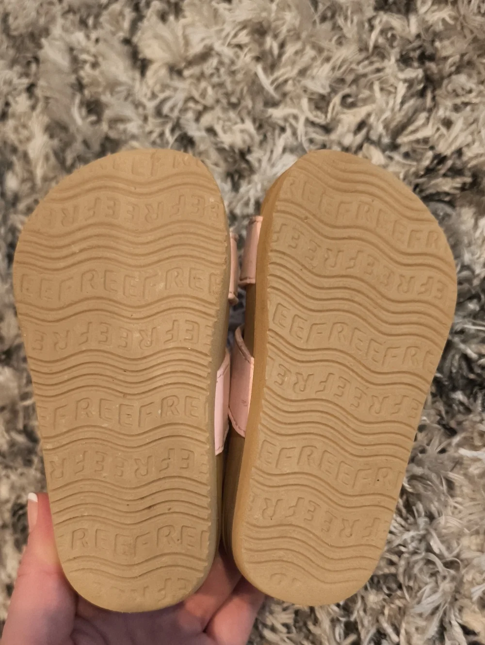 Kids Reef Pink Adjustable Strap Sandals Size 6